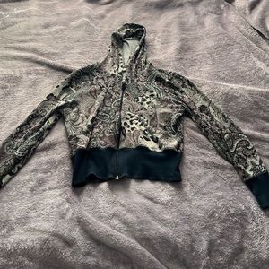 Vintage lightweight multi-print knit zip up with navy blue trim💜